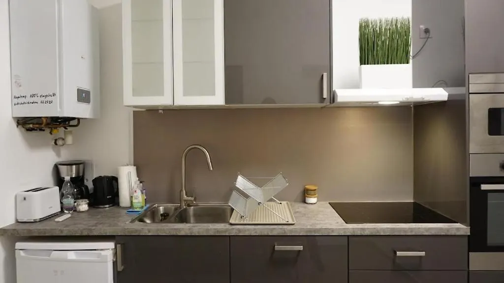 Διαμέρισμα Cozy Central Studio Near Schoenbrunn Stadthalle And Mariahilfer Str Βιέννη